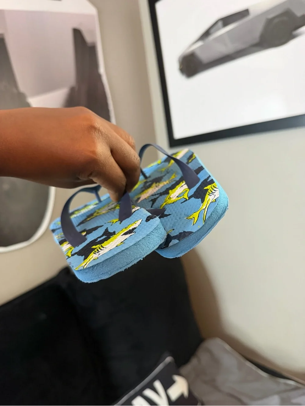 Kids Blue Fish Print Flip Flops